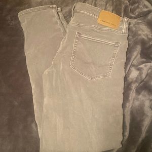 AE Airflex + Athletic Fit Jean